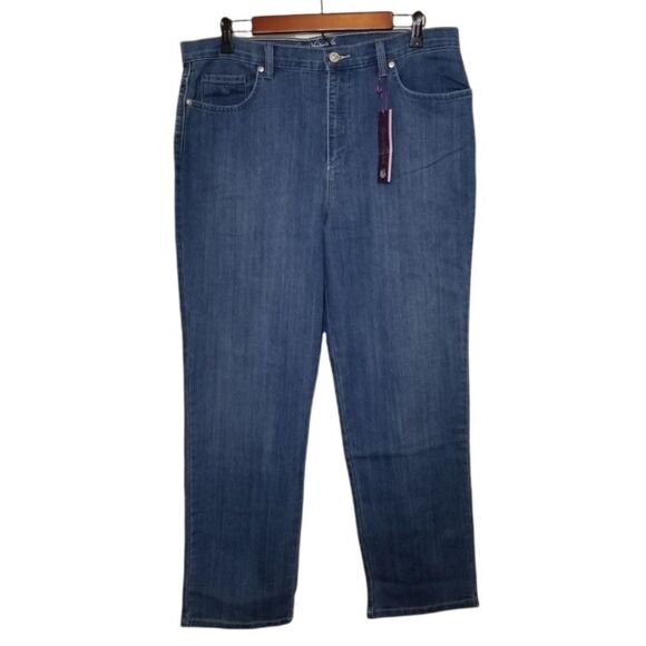 Gloria Vanderbilt Amanda Heritage Fit Tapered Leg Embellished Pockets Jeans - Picture 1 of 11